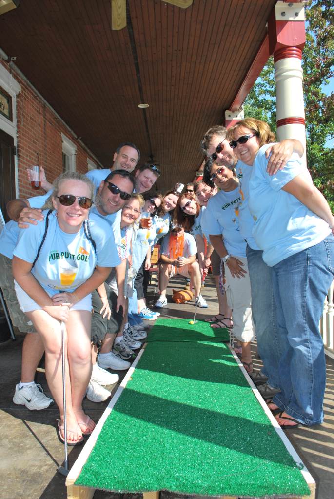 Jaycees Pub Putt Pub Crawl